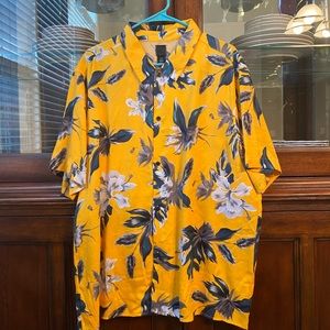 H&M Hawaiian Tropical Flower Shirt Men's SZ XL